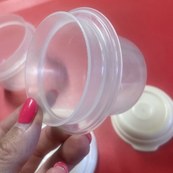 Rubbermaid Servin Saver Containers 10 Oz #6 And 1/2 Cup #0 Vintage Lot Of 2 - Picture 8 of 10